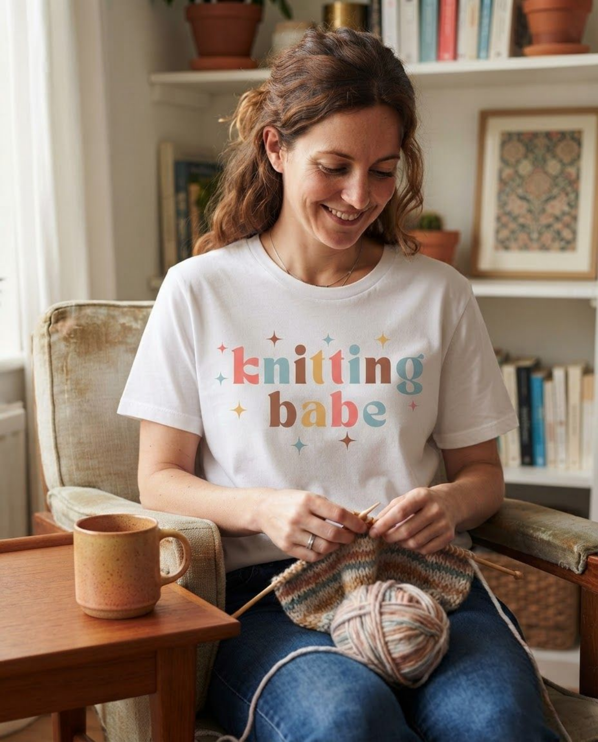 Knitting Babe T-Shirt – Cute Colorful Knitter Shirt with Stars